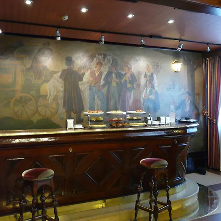 Carlton Hotell