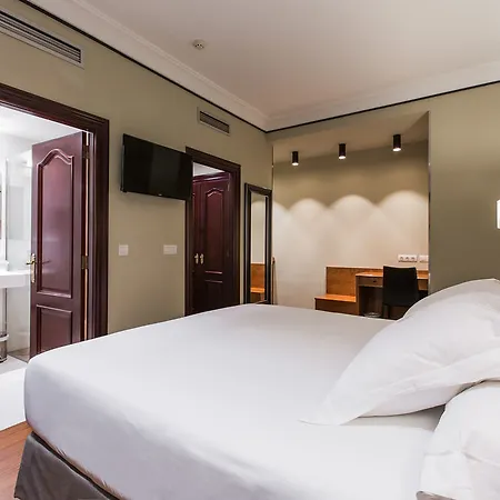 Готель Carlton 5*