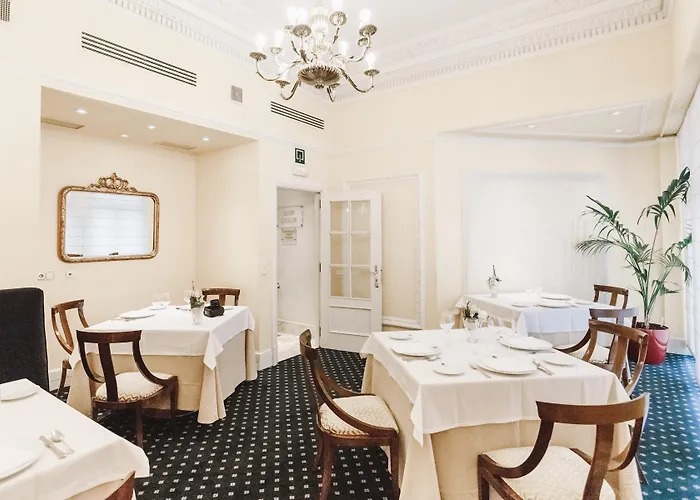 Carlton Szálloda 5*