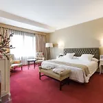 Carlton 5*