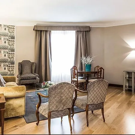 Hotel Carlton 5*