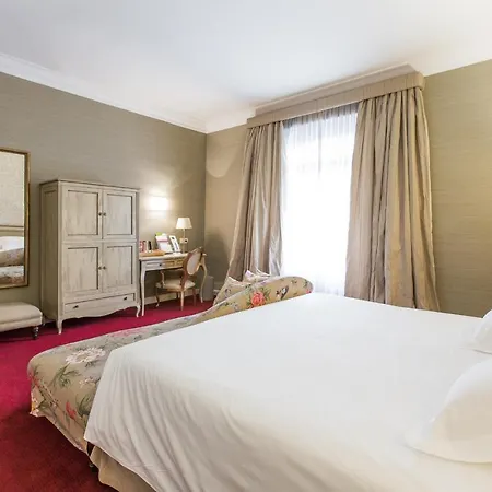 Szálloda Carlton 5*