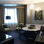 Hotel Carlton
