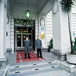 Carlton 5*